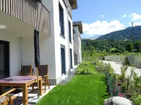 Vacation apartment Great garden apartment (new building), fantastic mountain view