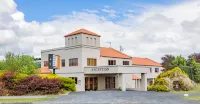 Albany Executive Motor Inn Limited Các khách sạn gần Auckland Hare Krishna Temple
