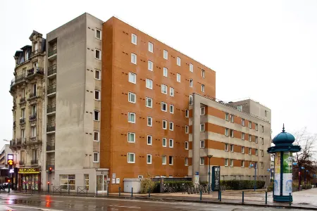 Séjours & Affaires Pantin Charles de Gaulle Отели в г. Пантен