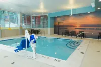 Hampton Inn & Suites Erie/Bayfront Hotels in Erie