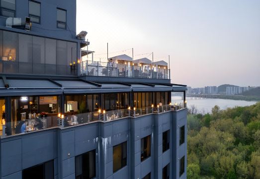 호텔 시설 비교 사진