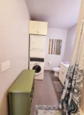 Updated 2 Bedroom Condo!