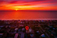 Steps to Beach, Heated Salt Pool, Hot Tub, Family Friendly