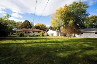 Packer Pilgrimage 2 - Pet Friendly+ Lambeau View Hotel in zona Austin Straubel Airport
