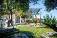The Cerulean Villa. the Concord of Blue and Green! - Mountain view