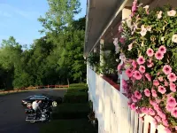 Chatham Travel Lodge Hotels in Canaan