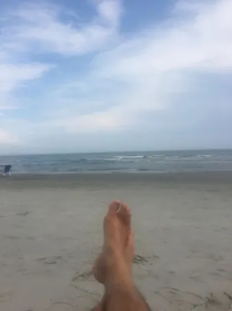 NEWLY DISCOUNTED AVALON house accross from the Bay and 12 houses from the beach Отели в г. Авалон