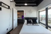 The Cartier Lux DT Apt w/Skyline view