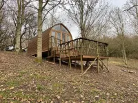 Warwickshire Woodland Glamping Cabin - Oak 沃裡克住宿飯店