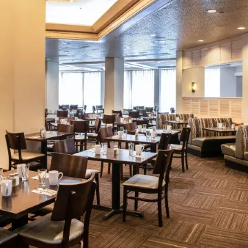 DoubleTree by Hilton Portland, OR