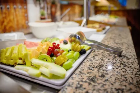 Regiohotel Halle Leipzig Airport Отели в г. Делич