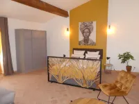 le domaine des sources Hotels in Barjols