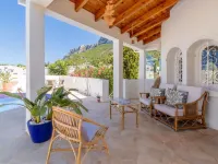 Scenic Villa, Costa Blanca - Hot Tub