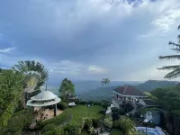 The Lakeview Suites - Bergblick