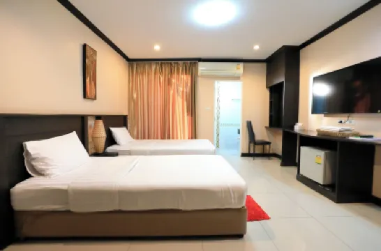 Triton Hotel Nakhonratchasima โรงแรมไททัน โรงแรมใกล้หมู่บ้านย่าโม 5