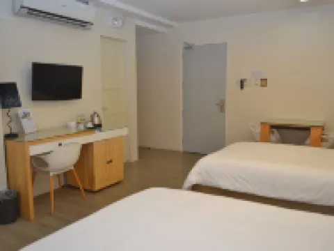 F2M タワー レガスピのホテル