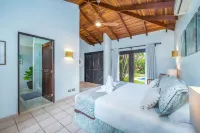 Tropical Retreat - Private Pool, Steps to Beach 2 Bedroom Villa by RedAwning - Villas