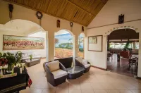 Sentrim Mara Game Lodge - parcheggio