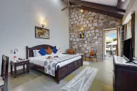 The Sawai Bagh Hotel a 