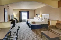 Holiday Inn Express & Suites Paris Hotels in Lamar County