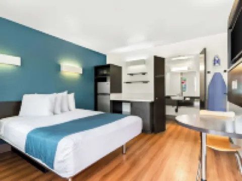 Studio 6 Suites Carpinteria, CA–Santa Barbara-South Hotels in Carpinteria