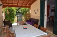 Villa Augusta فنادق في Torre dell'Orso