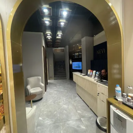 Nevi Hotel & Suites Istanbul - Taksim Отели рядом с достопримечательностью «Площадь Таксим»
