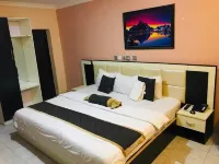 Belmorris Hotel