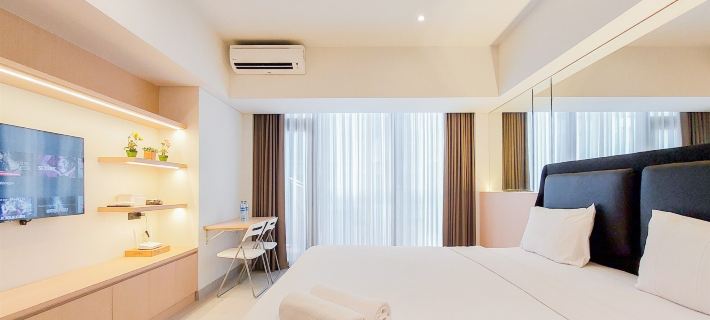 Fancy and Nice Studio Apartment Carstensz Residence Hotels in Pagedangan