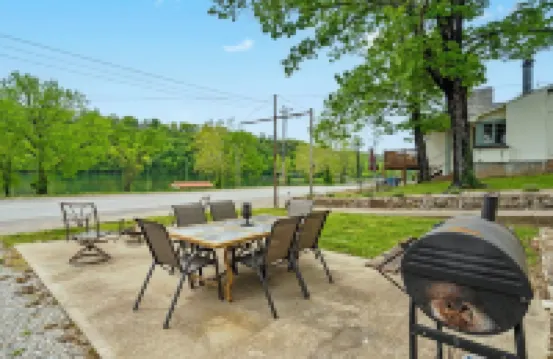 Cozy Lake view Home with firepit