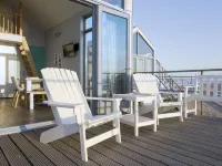 Beach House in Julianadorp with Sea Views
