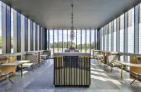 Hox Park