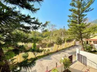 Luxury 4 Bedroom's Independent villa