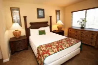 Marco Beach Vacation Suites - Parkering