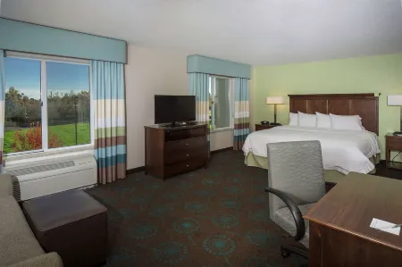 Hampton Inn & Suites Suisun City Waterfront