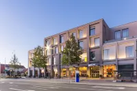 Park Inn by Radisson Neumarkt Hotels near Bankl mit Steinfiguren - Kreuzberg Deining