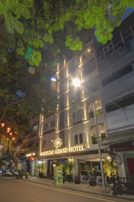 โรงแรมแมดเอลิส เซ็นทรัล และ ทราเวล โรงแรมในฮานอย