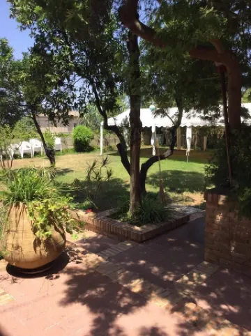 隆迪尼別墅酒店