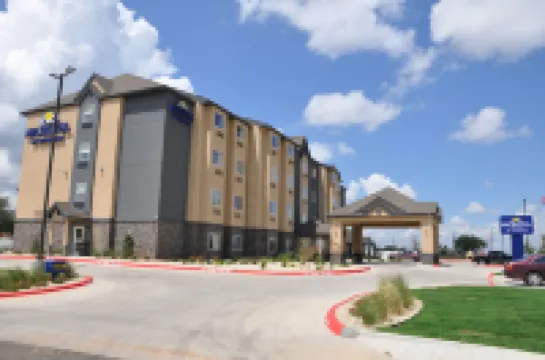 Microtel Inn & Suites by Wyndham Lubbock