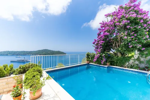 Villa Adrian - مسبح خاص