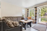 Vik Pensjonat Hotels near Olav H. Hauge Center