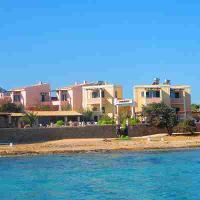 Irides Hotel Exterior