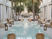 Cara Hotels near Death Museum