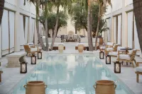 Cara Hotels in Hollywood