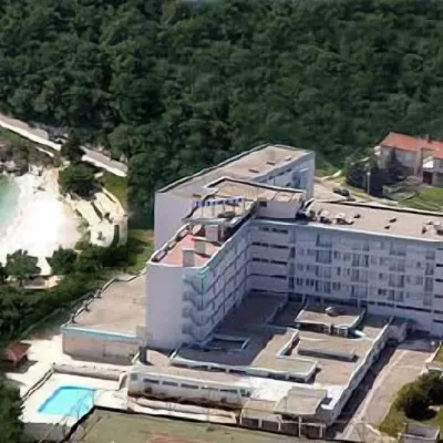 Hotel Pula Hotels near Lungomare