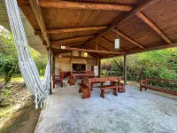 Posada Che Teindy - Bãi đậu xe
