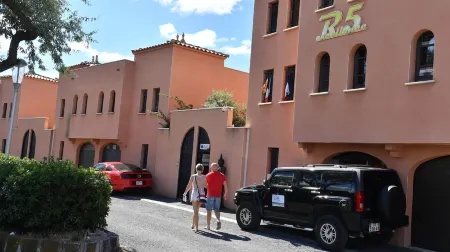 Hôtel Riad 5 Studio Cap Libertin Village Naturiste