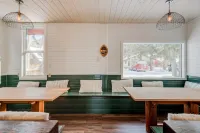 North House - Rocky Mountain Retreat- Enormous House Sleeps 23