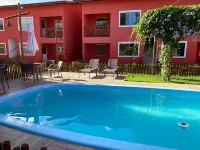 Apartamento na região de Guarajuba - piscina