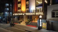 The President Hotel, Kumarapark